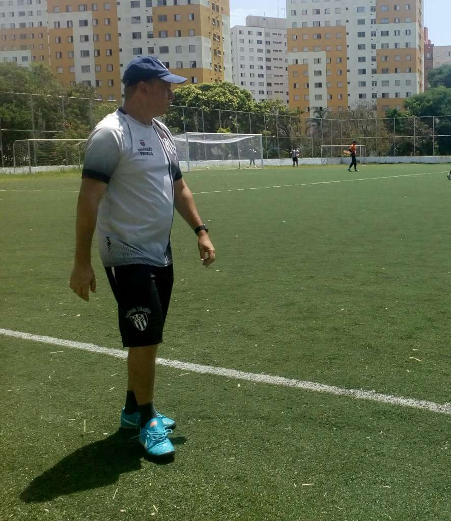 Sandro Sargentim prioriza ajustes em semana decisiva para o EC São Bernardo (Foto: João Victor Romoli/EC São Bernardo)