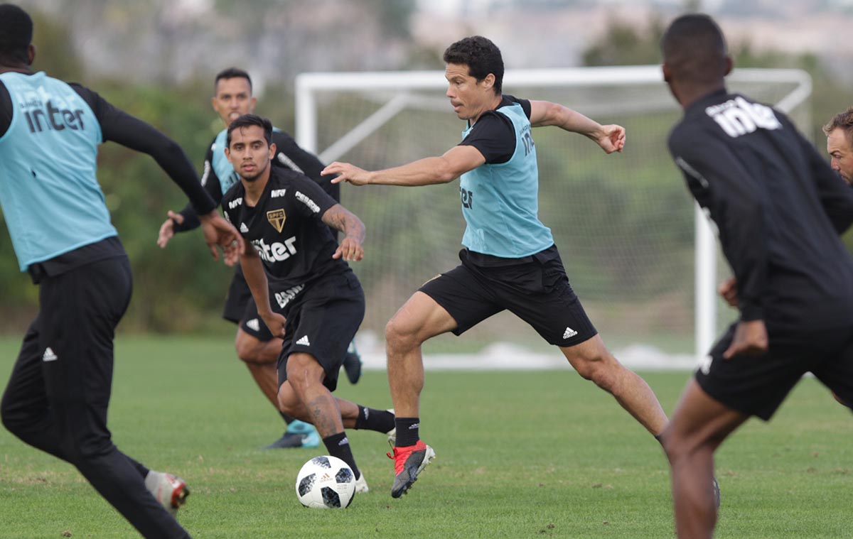 Sem Diego Souza, São Paulo treina nos EUA e se despede da Flórida