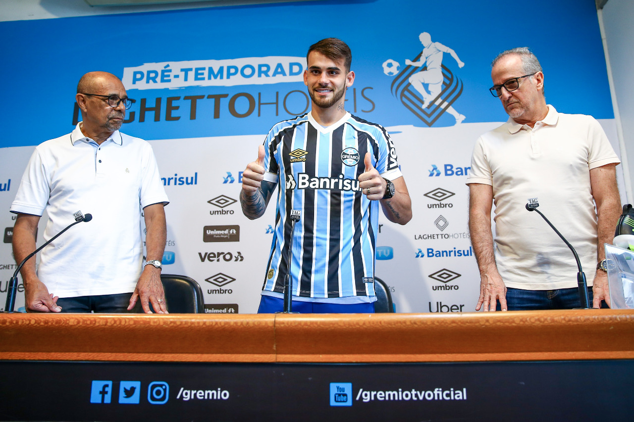 Gaúcho: Apresentado no Grêmio, Vizeu promete trabalho: ‘Cheguei agora e respeito todos’