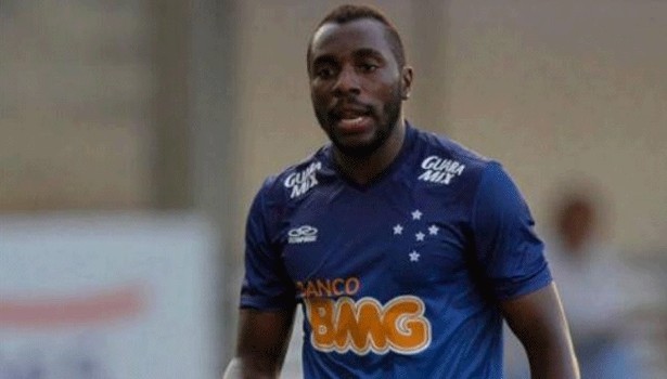 Paulistão: Manoel chega para assinar contrato e já fala como atleta do Corinthians