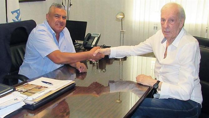 Menotti diz que objetivo é recuperar a essência e genética do futebol argentino