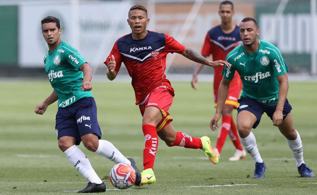 Palmeiras troca formação e empata em jogo-treino contra time do Paulista A3