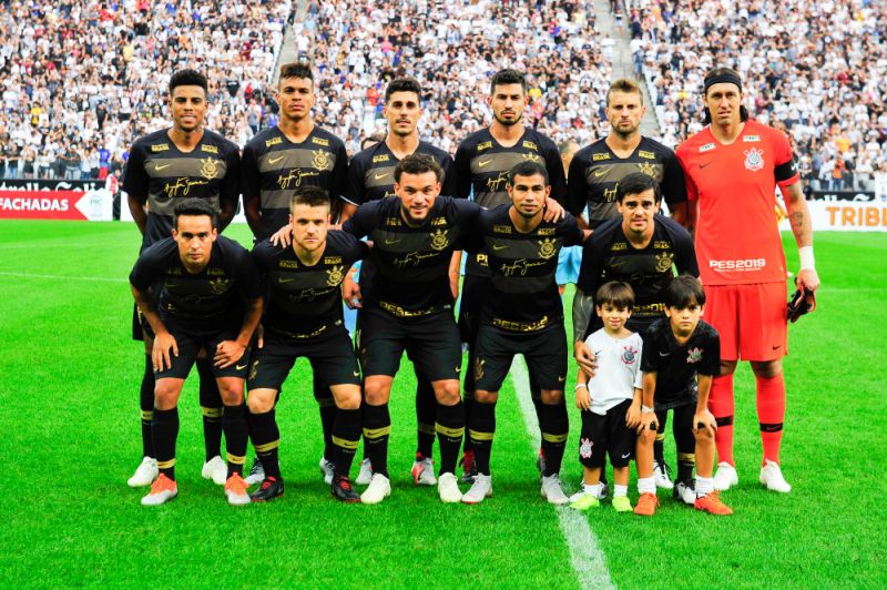 Corinthians acerta com BMG como novo patrocinador master