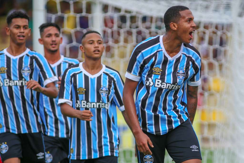 O atacante Da Silva voltou a deixar sua marca na vitória do Grêmio sobre o Osasco Audax