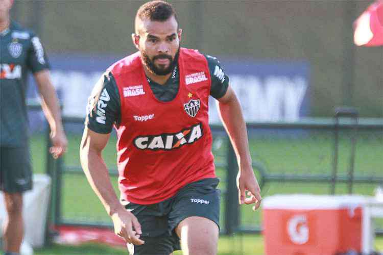 Mineiro: José Welison exalta disputa por vaga no Atlético-MG e não se vê como titular