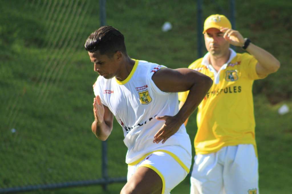 Brasiliense aposta em mescla de atletas jovens e jogadores 'experientes' (Foto: Lucas Bolzan)