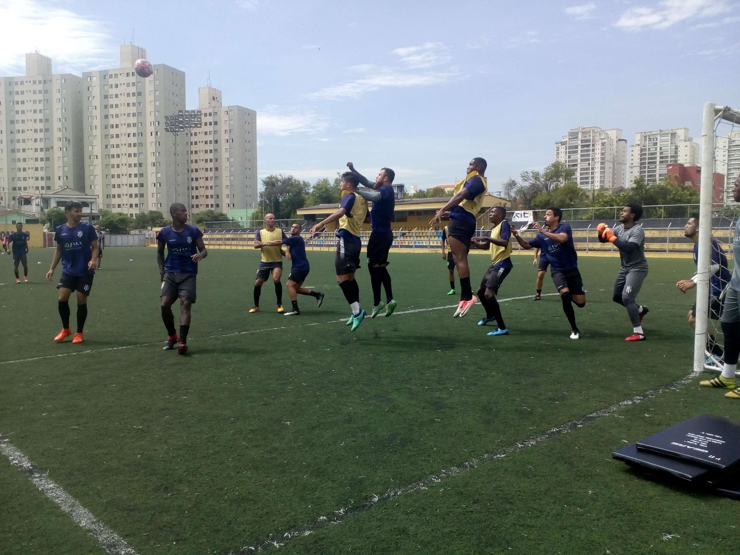 Paulista A3: Focado na estreia, EC São Bernardo vai mesclar experiência com juventude