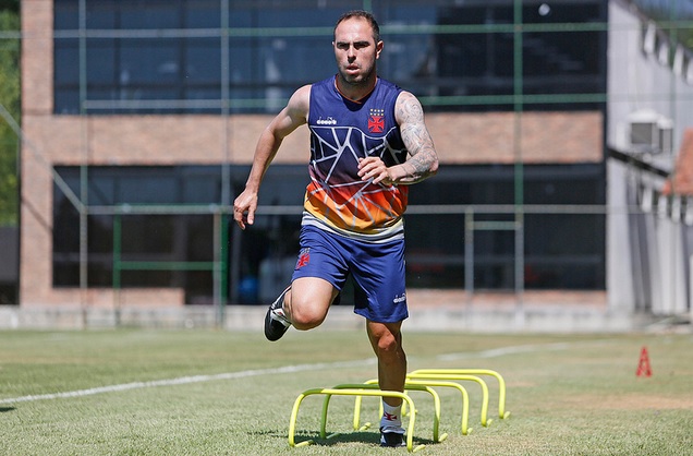 Carioca: Ex-meia do Corinthians vai ser o camisa 10 do Vasco em 2019