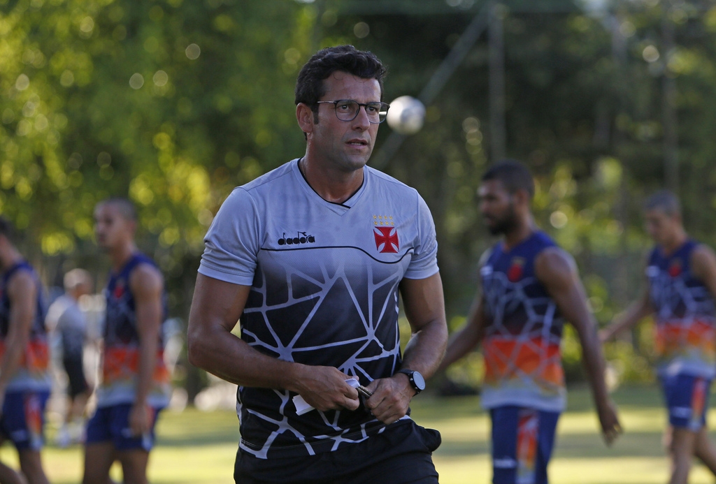 Carioca: Sem Maxi López e Bruno César, Vasco pega o Madureira na estreia