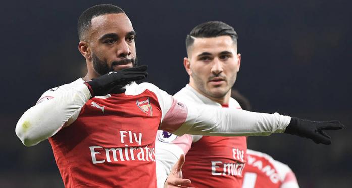 INGLÊS: Arsenal ganha clássico londrino contra Chelsea e encosta na briga por 4º lugar