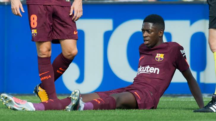 Espanhol: Dembélé torce tornozelo esquerdo e desfalca Barcelona por 15 dias