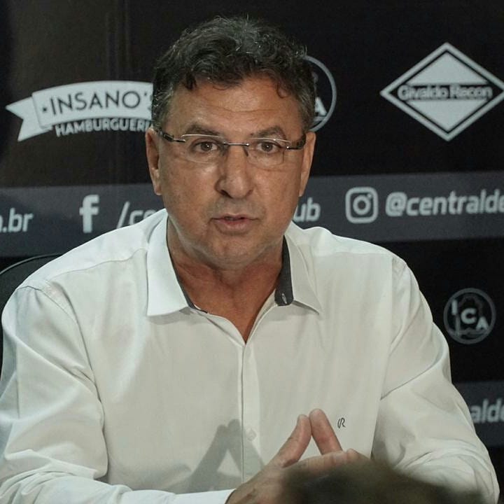 Pernambucano: Estevam exalta vitória diante do Náutico, mas pede evolução