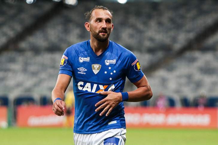 Mineiro: Cruzeiro chega a acordo com experiente atacante e rescinde contrato