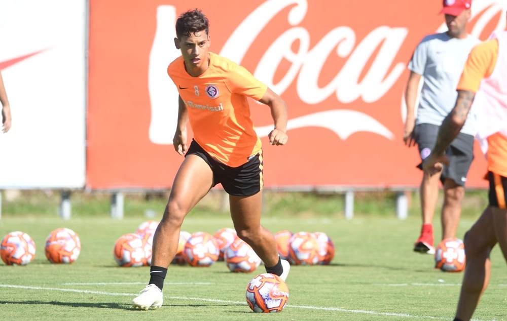 Gaúcho: Odair espera regularização de Bruno e recuperação de Zeca para escalar Inter