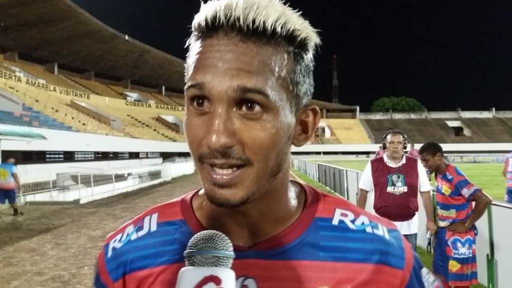 SUL-MATO-GROSSENSE: Com hat-trick de Billy, Serc se recupera e vence a primeira