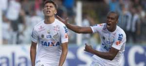 Paulistão: Atual campeão, Santos encara Corinthians, que tem quatro vitórias seguidas