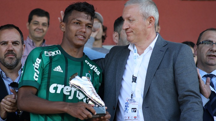 Paulistão: Palmeiras inscreve meia Gabriel Verón, revelação de 16 anos