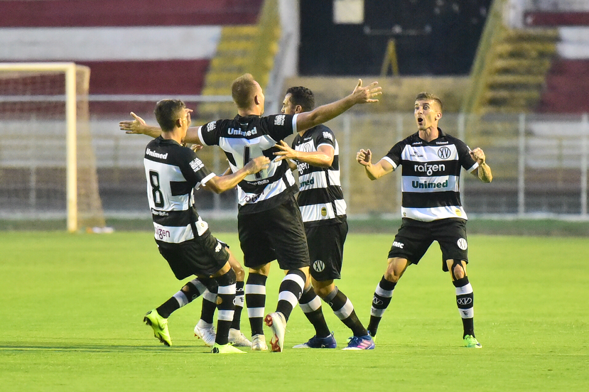 XV de Piracicaba 2 x 0 Portuguesa – Nhô Quim faz bom primeiro tempo e assume a ponta