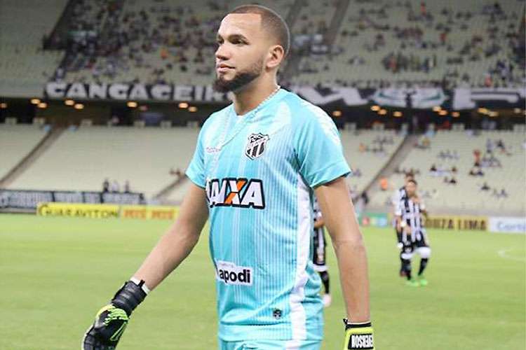 Paulistão: A pedido de Sampaoli, Santos oficializa goleiro do Ceará