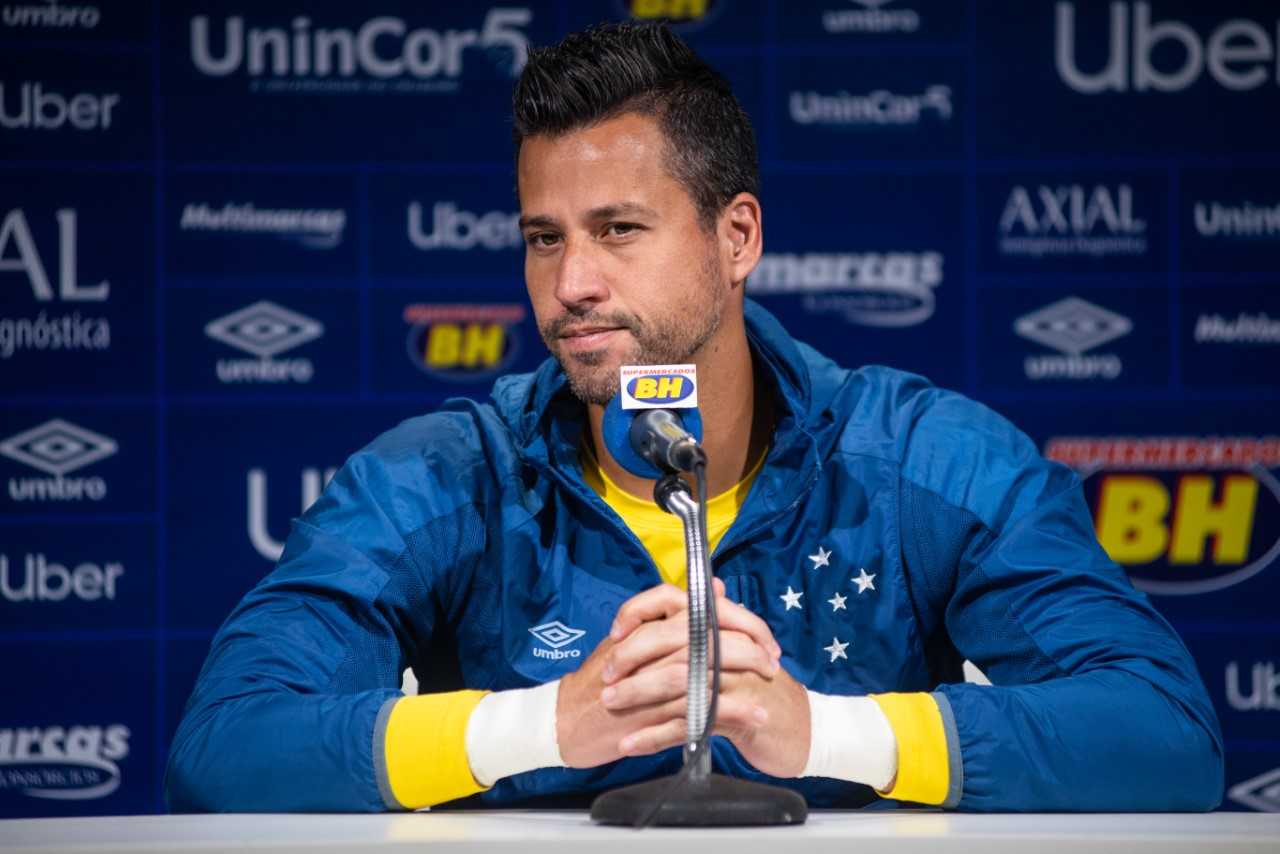 Mineiro: Experiente em clássicos, Fábio diz que bater Atlético é importante ao Cruzeiro