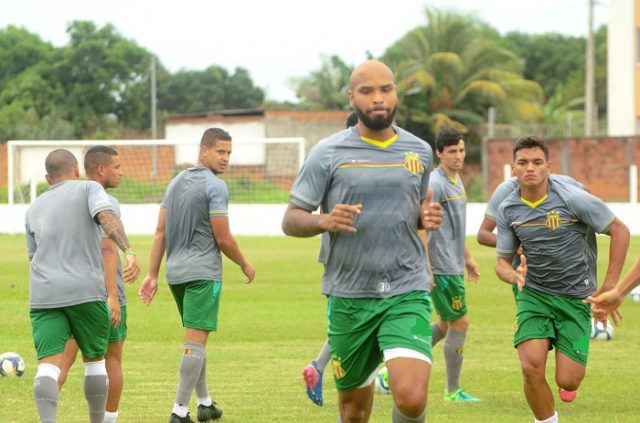 Após duas vitórias no estadual, Sampaio Corrêa muda chave e foca na Copa do Nordeste