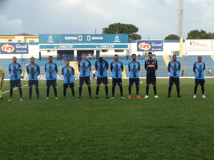 Paulista A3: Lateral do São Carlos quer reverter situação: ‘Sinal de alerta ligado’
