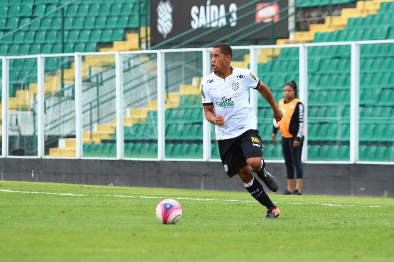 Catarinense: Destaque do Figueirense, Matheus Lucas projeta primeiro clássico da carreira