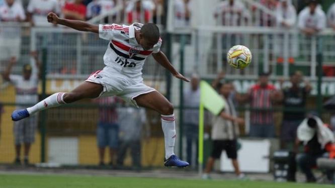 São Paulo abriu 2 a 0, levou o empate e só confirmou o título nas penalidades máximas