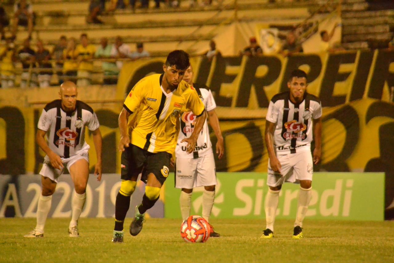 Atibaia x São Bernardo – Times buscam 1ª vitória em campo neutro