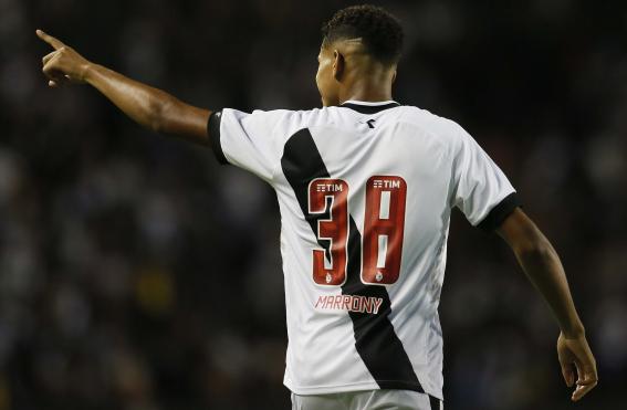 CARIOCA: Marrony marca novamente, Vasco vence Americano e é o único 100%