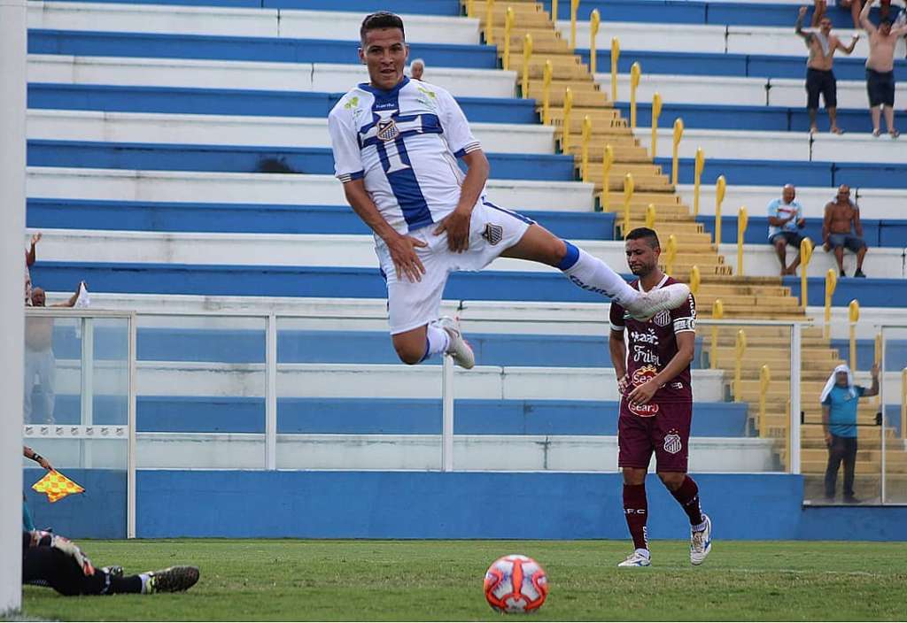 Dadá é o artilheiro da A2 com três gols