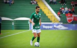 Por dívida, Santos empresta ex-meia do Guarani para a Ponte Preta