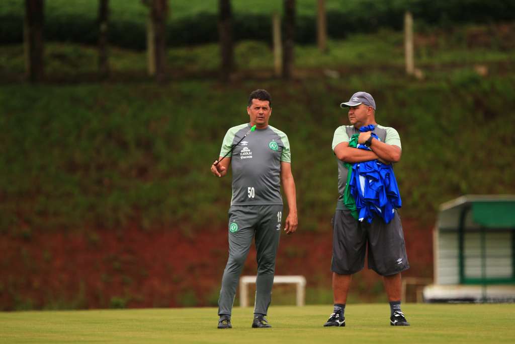 Claudinei Oliveira já definiu o time da Chapecoense -  Comunicação - ACF