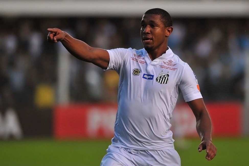 Divergência política com o Santos dificulta acerto entre Coritiba e Rodrigão