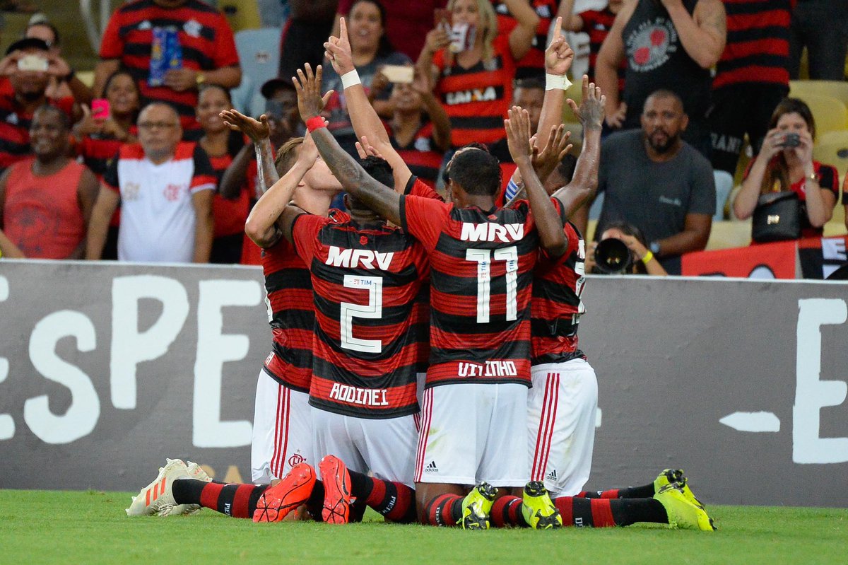 Carioca: Abel diz ter dor de cabeça boa para definir Fla: ‘Estão me confundindo’