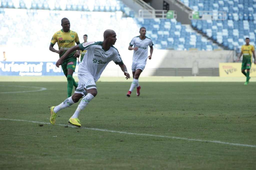 Jovem atacante Igor ajuda Luverdense a vencer clássico no Mato-Grossense
