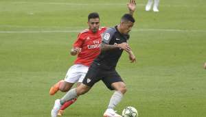 Sevilla rejeita proposta do Corinthians pelo lateral-esquerdo Guilherme Arana