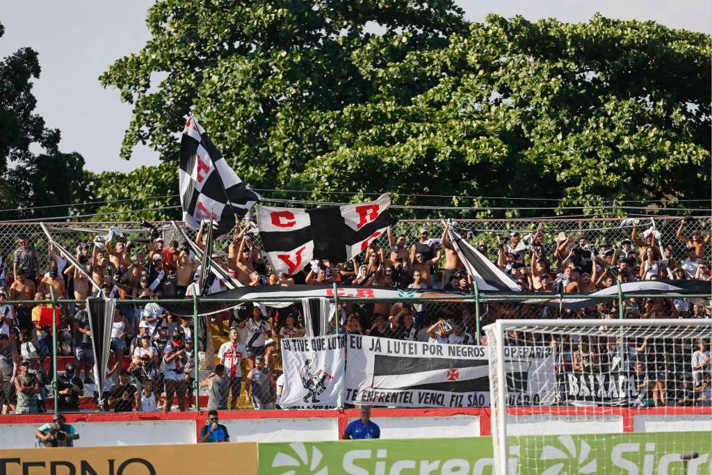 CARIOCA: Bruno César estreia, Vasco vence e se classifica para as semis 2 0002050366343 img