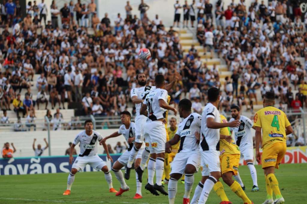 A Ponte Preta dominou o Mirassol durante todo o jogo e mereceu a primeira vitória no Paulistão (Foto: Marcos Freitas/Mirassol)