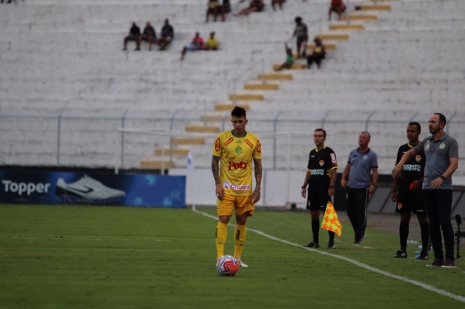 Paulistão: Após goleada, meia do Mirassol fica sem explicação e cobra reação