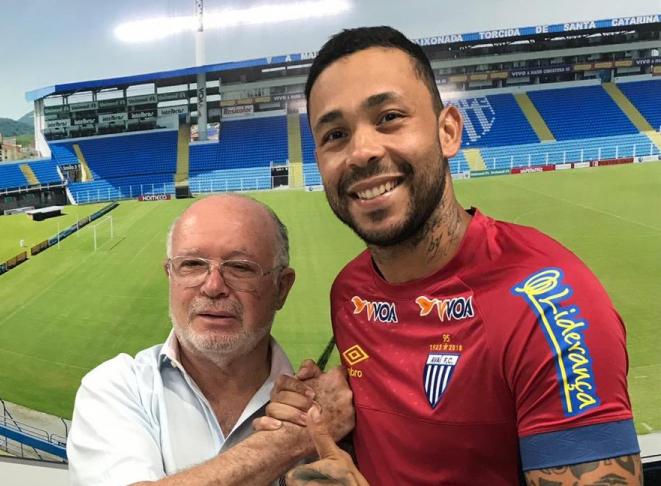 Catarinense: Vladimir aparece no BID e já pode estrear pelo Avaí