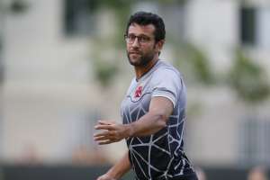 Valentim relaciona Maxi López, mas não garante argentino entre os titulares do Vasco