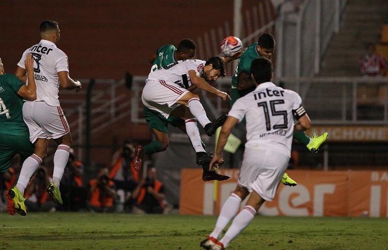 São Paulo x São Bento – Pacaembu recheado de pressão em campo
