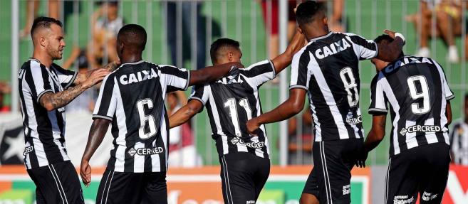 Botafogo ganha opções para a estreia na Sul-Americana contra o Defensor Y Justiça da Argentina