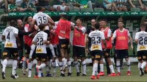 Sérgio Carvalho: Allianz Arena virou recreio corintiano
