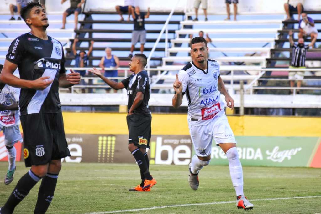 Mazola Júnior diz que 'faltou entrega' e vê 'derrota merecida' da Ponte