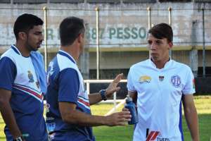 Segundona: Promessa do Sãocarlense acerta transferência para clube do Paulistão