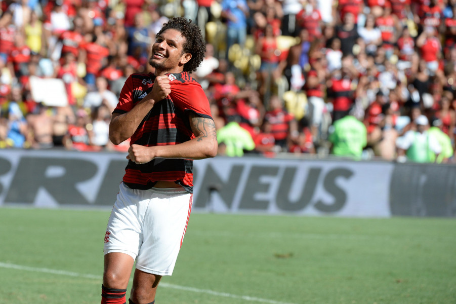 Willian Arão aponta liderança de Abel como um dos diferenciais do Flamengo
