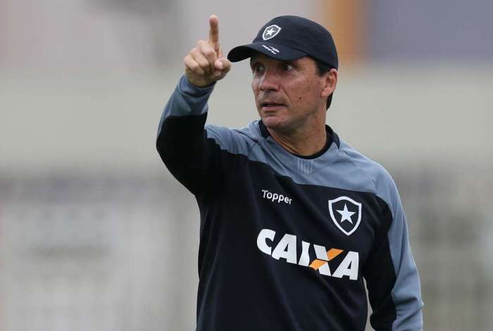 Sul-Americana: Zé Ricardo faz mistério e cobra ‘equilíbrio’ para estreia do Botafogo