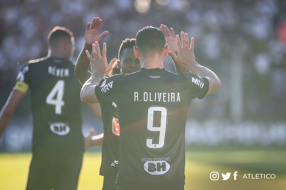Danúbio-URU 2 x 2 Atlético-MG - Ricardo Oliveira faz 2, mas Galo cede empate no Uruguai 2 0002050367591 img